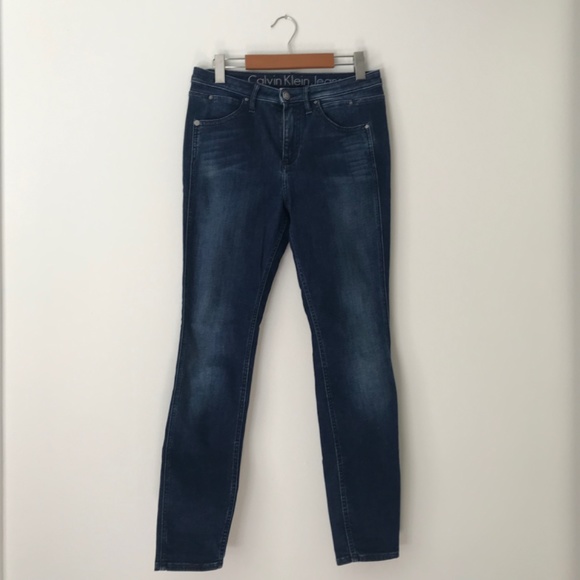 Calvin Klein Sculpted Skinny Jeans - Picture 2 of 8